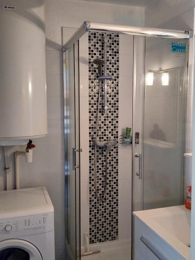 סרביון Studio A 100M De La Plage Et De La Piscine מראה חיצוני תמונה